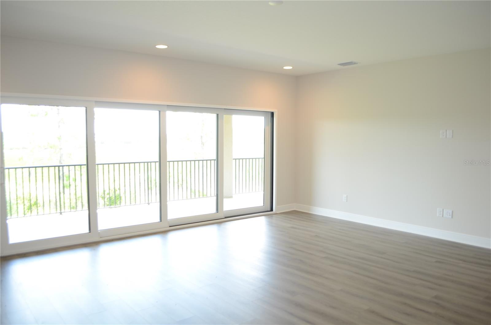 Listing photo id 22 for 35482 Big Hawk Drive