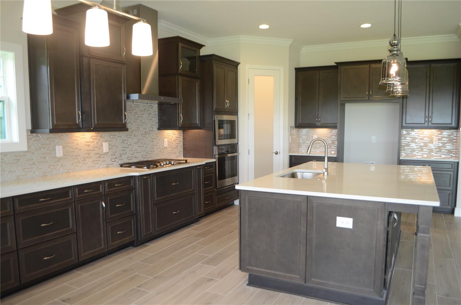 Listing photo id 1 for 35482 Big Hawk Drive