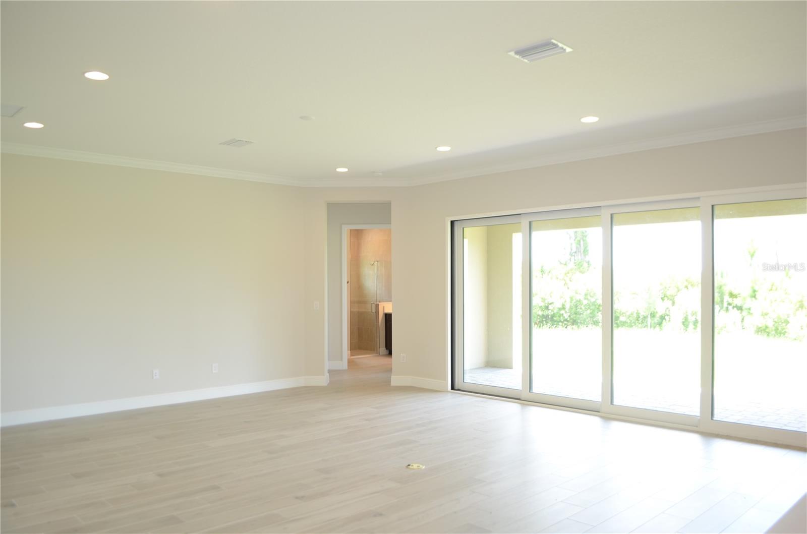 Listing photo id 2 for 35482 Big Hawk Drive