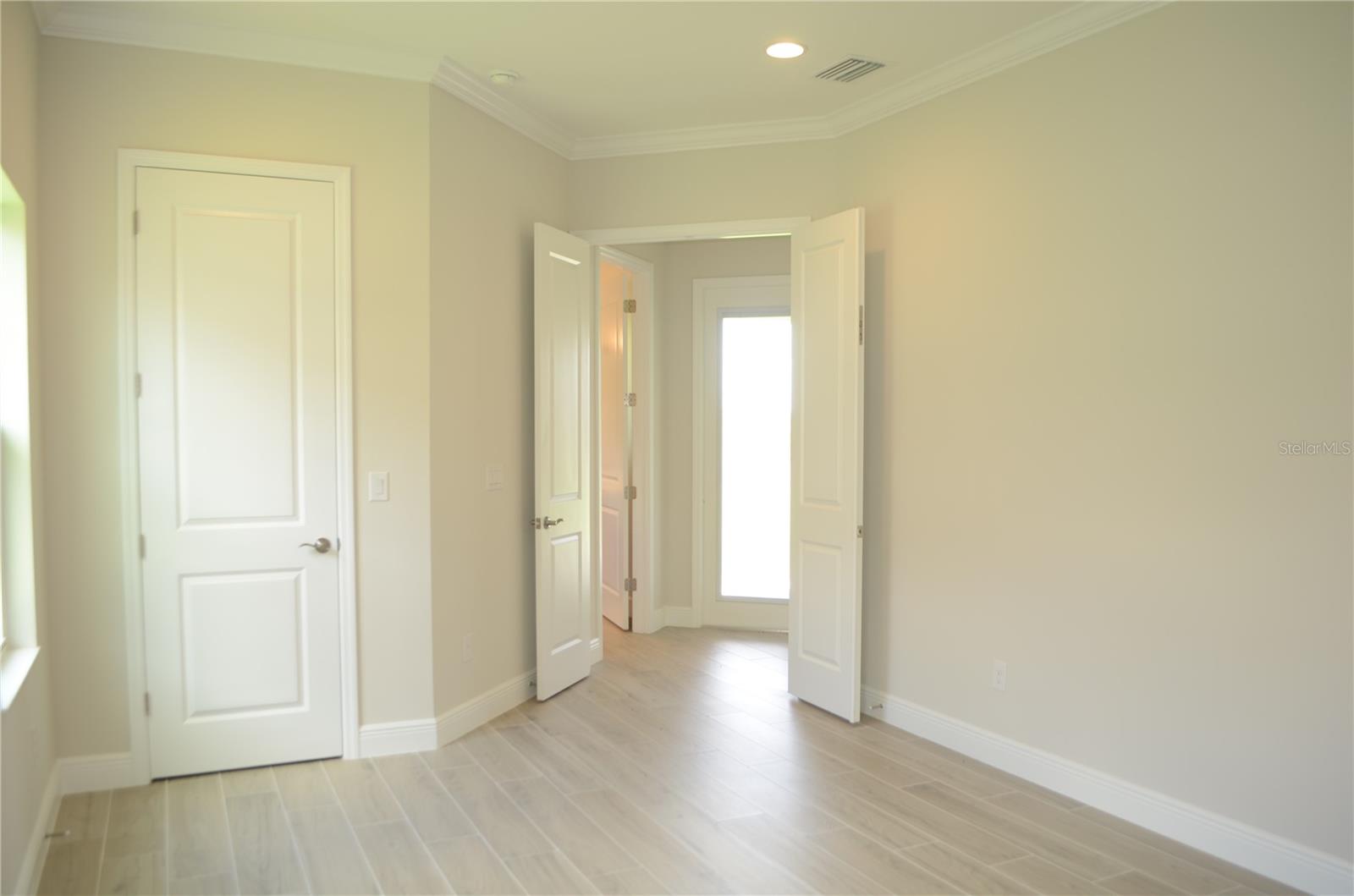 Listing photo id 7 for 35482 Big Hawk Drive