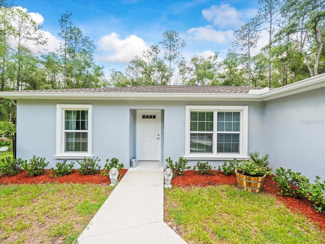 Listing photo id 2 for 8737 Spikes Way
