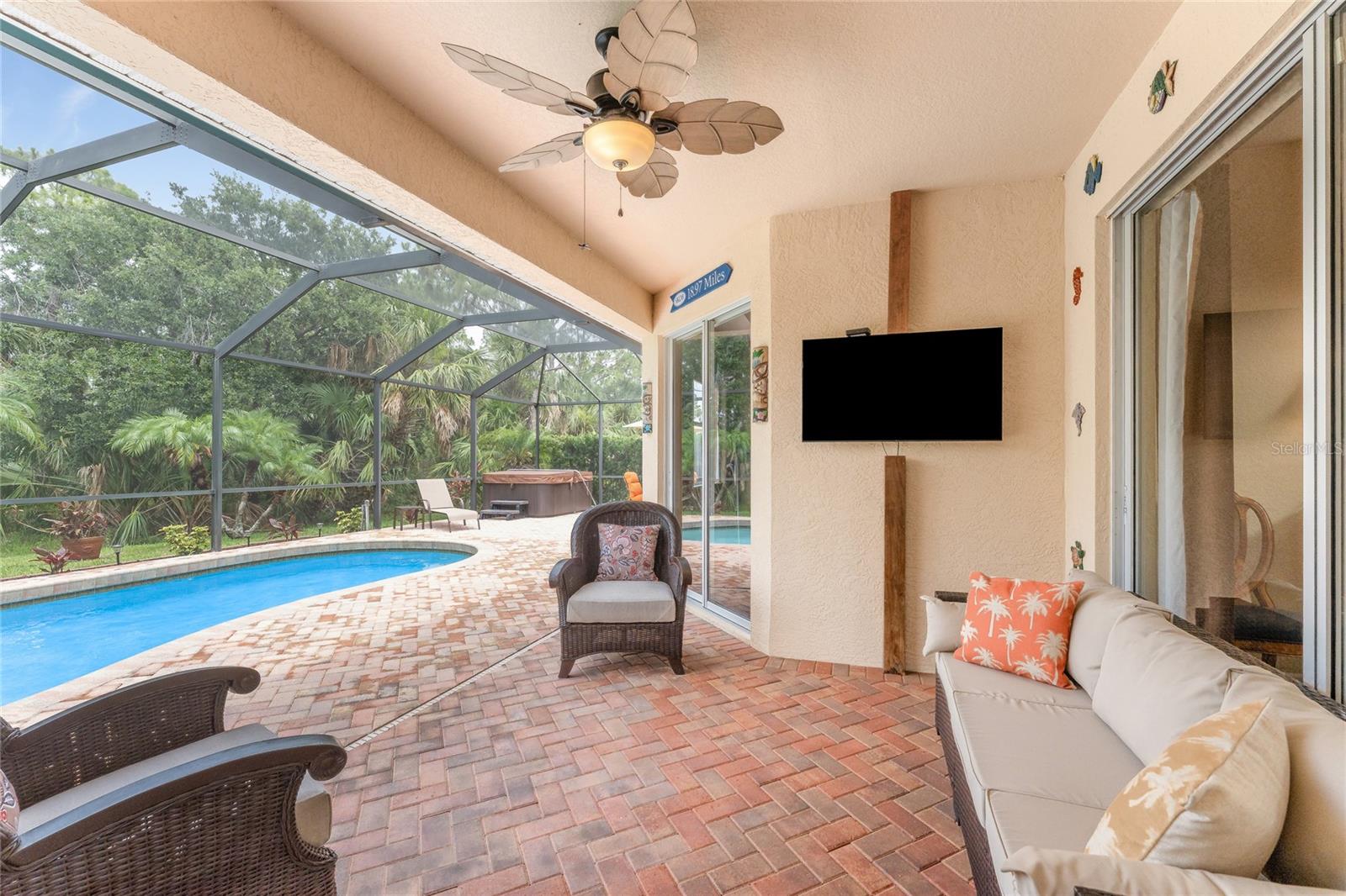 Image 33 of 49 For 11343 Dancing River Drive