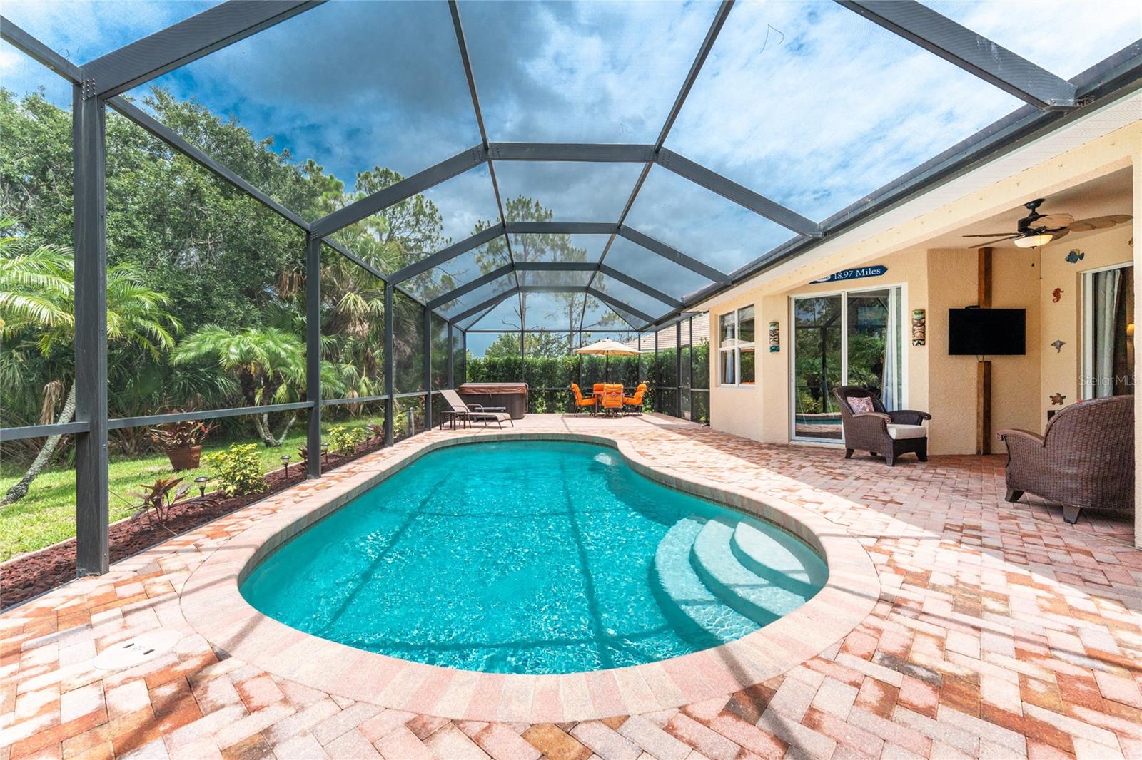 Image 37 of 49 For 11343 Dancing River Drive