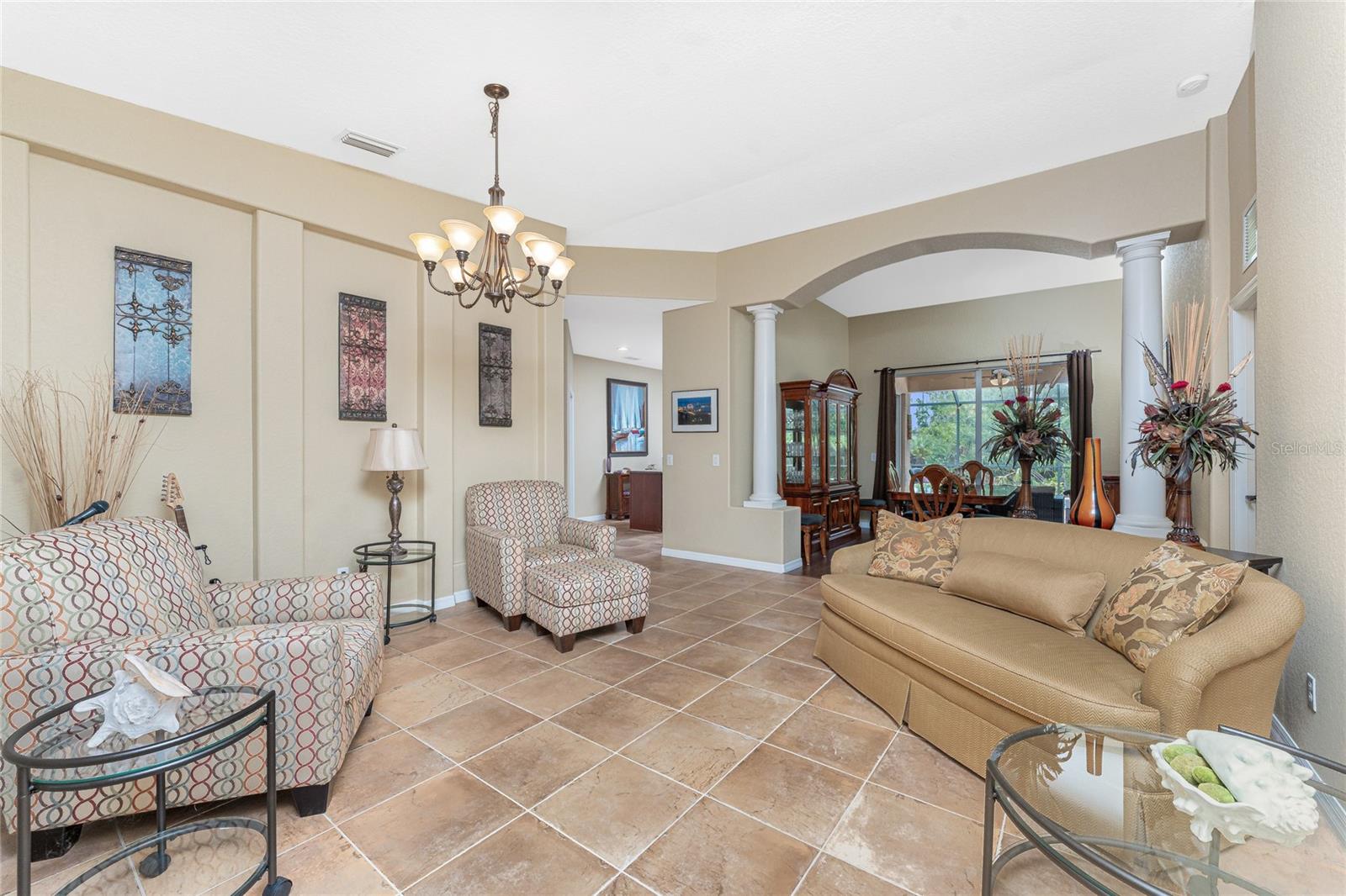 Image 4 of 49 For 11343 Dancing River Drive