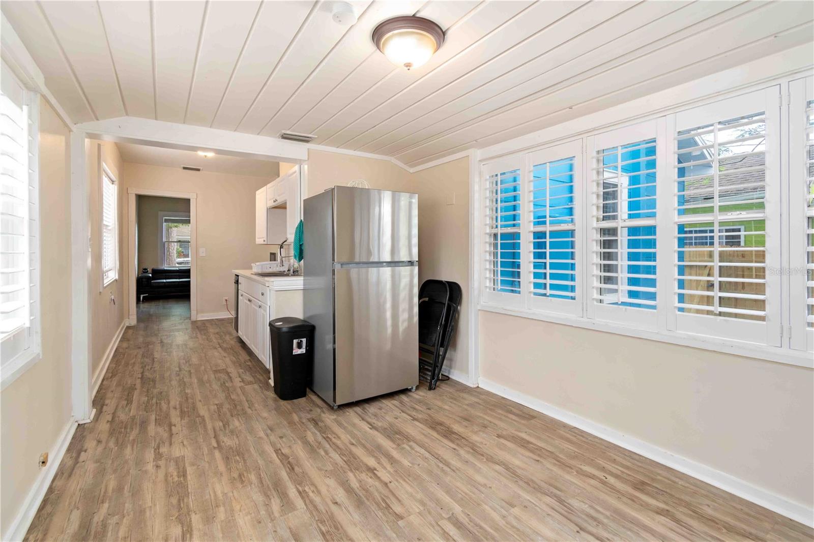 Image 10 of 30 For 4411 3rd Avenue S