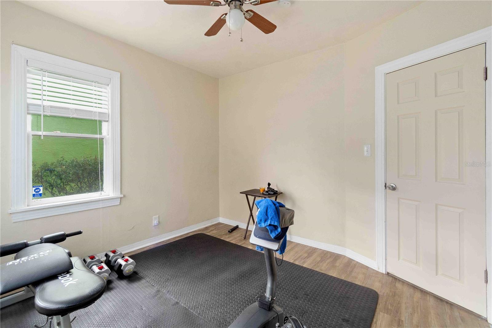 Image 14 of 30 For 4411 3rd Avenue S