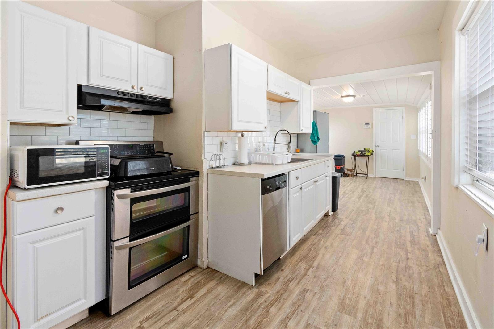 Image 8 of 30 For 4411 3rd Avenue S