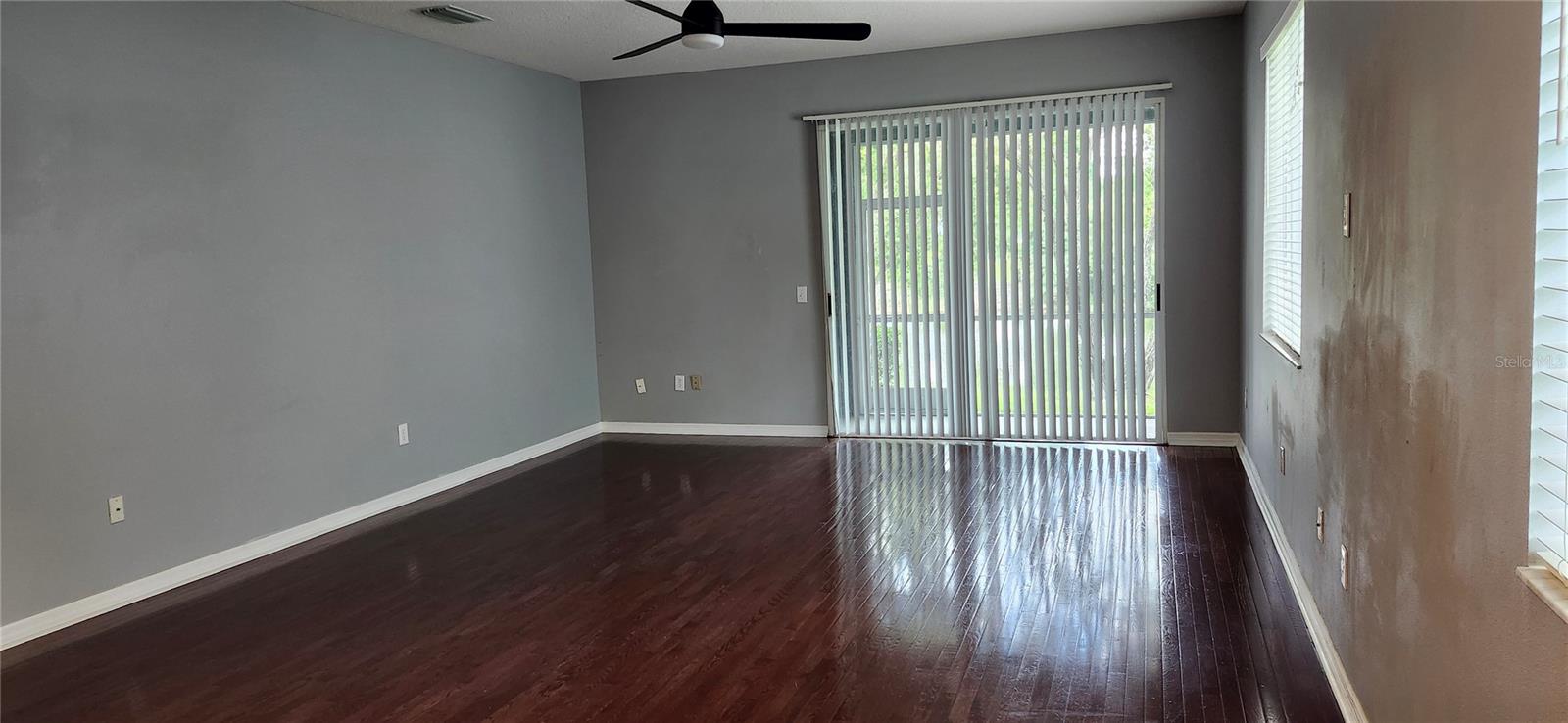 Image 6 of 16 For 18113 Nassau Point Drive