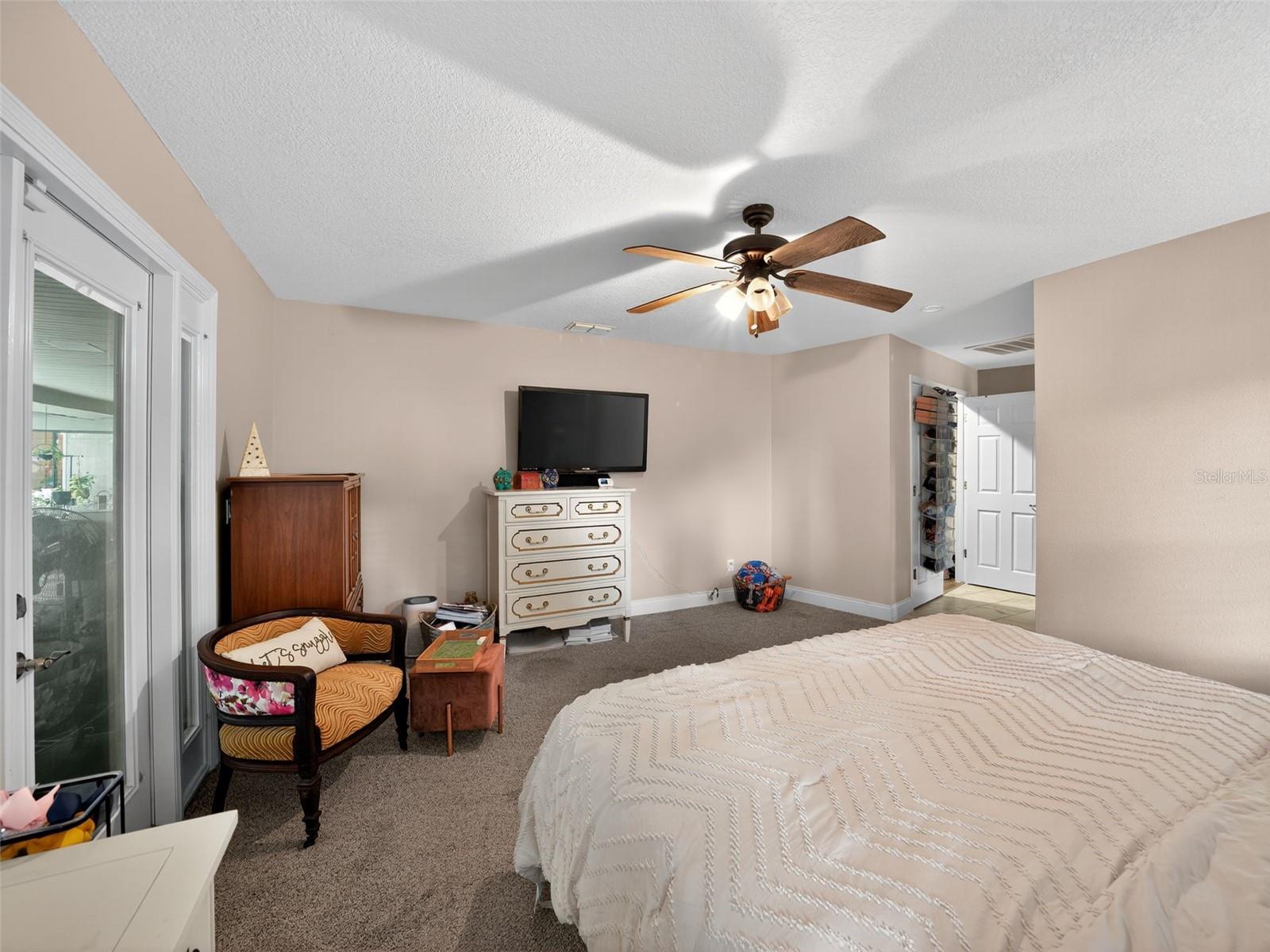 Image 29 of 54 For 909 Heatherbrook Drive