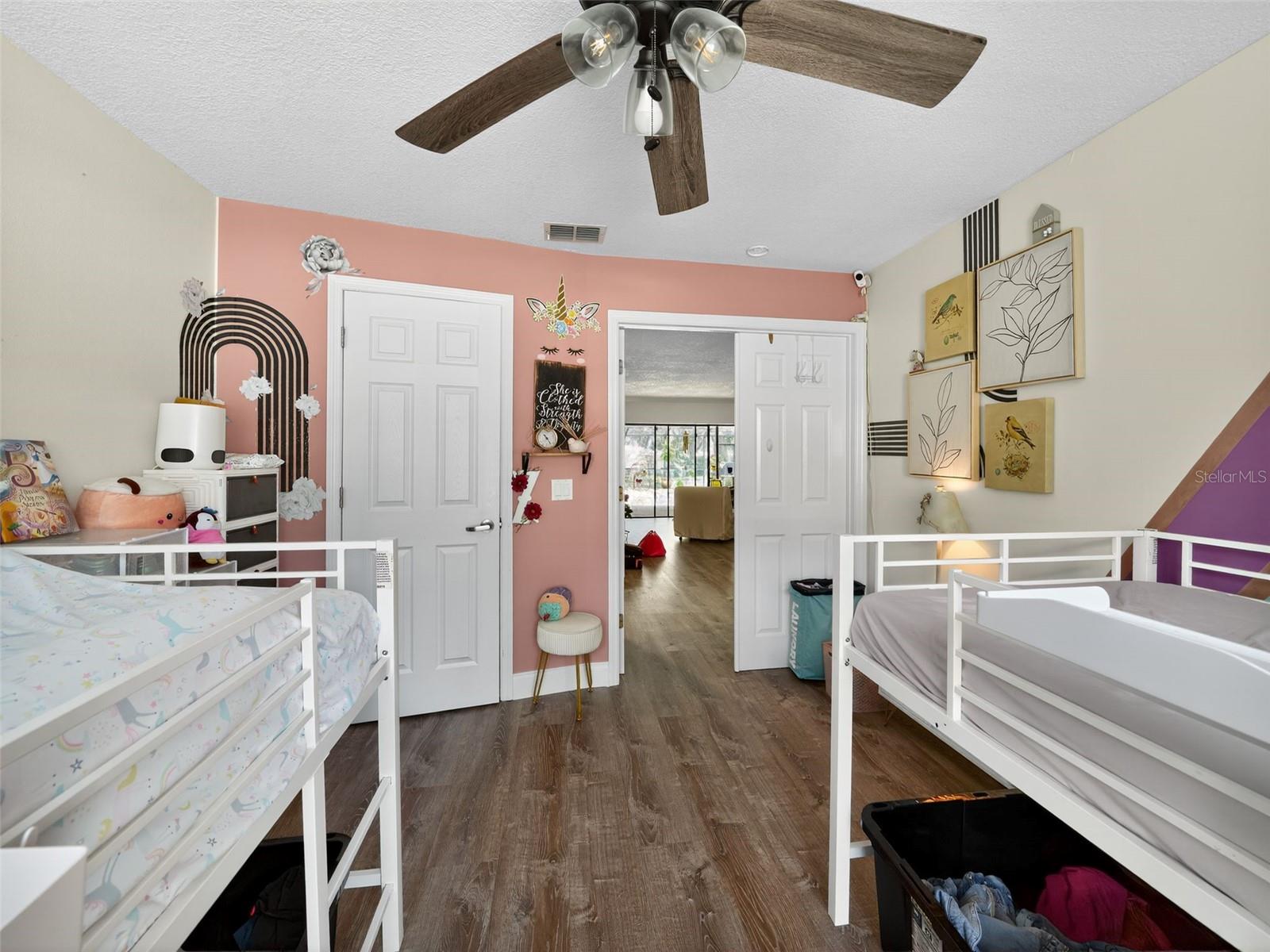 Image 30 of 54 For 909 Heatherbrook Drive