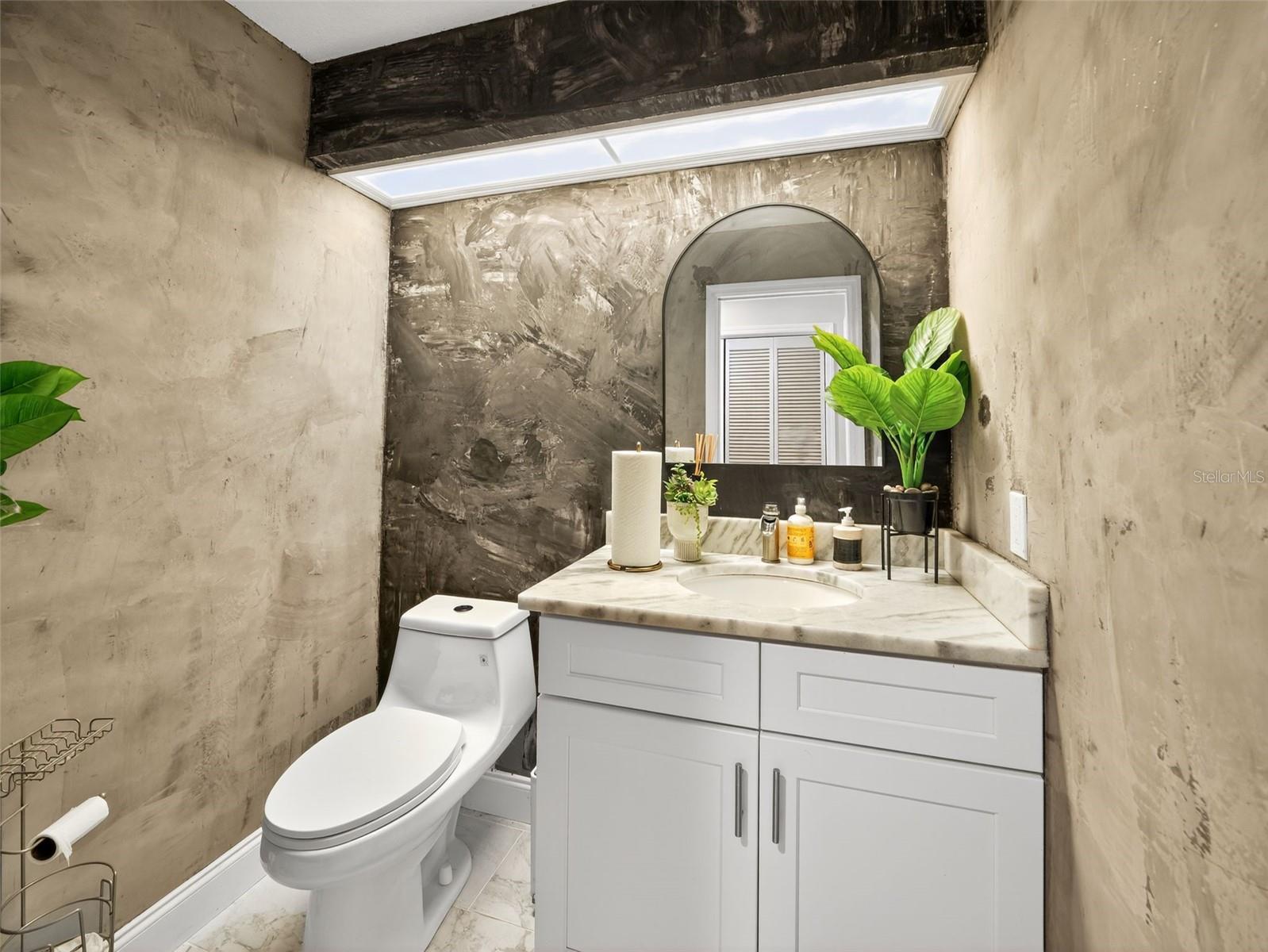 Image 36 of 54 For 909 Heatherbrook Drive