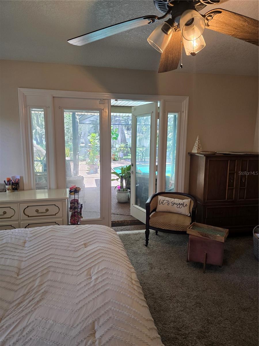 Image 40 of 54 For 909 Heatherbrook Drive