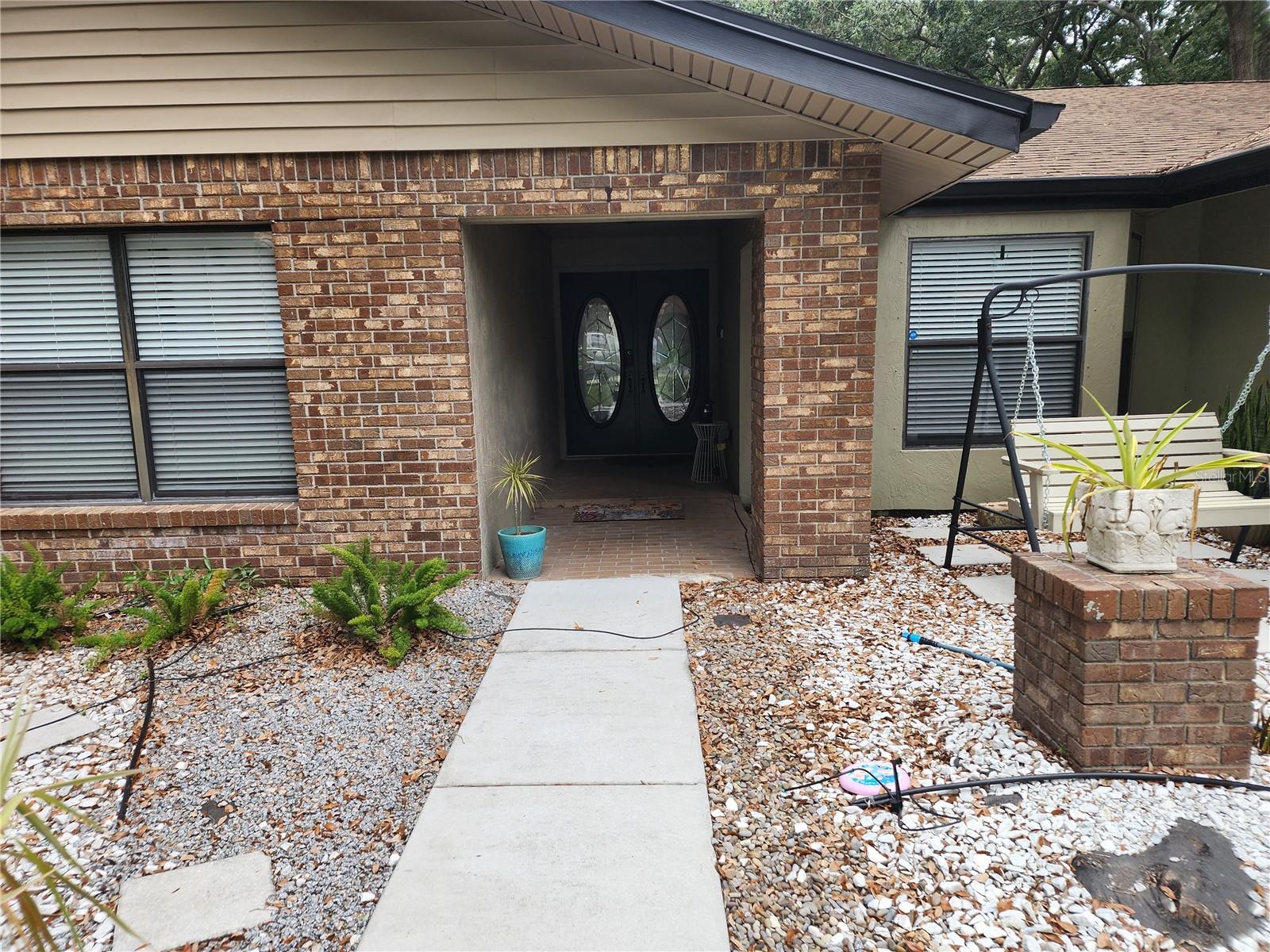 Image 5 of 23 For 909 Heatherbrook Drive