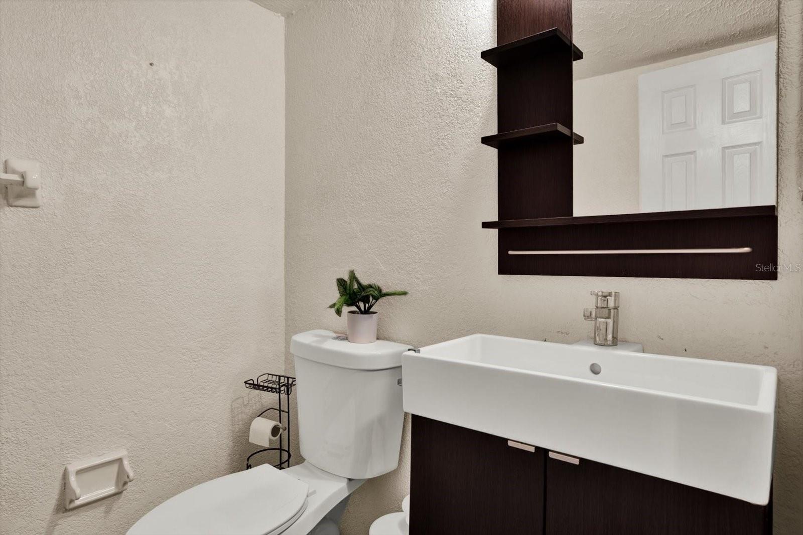 Image 5 of 25 For 6504 Lenore Drive