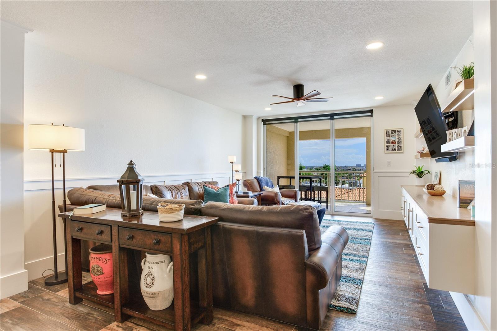 Image 22 of 74 For 5353 Gulf Boulevard A402