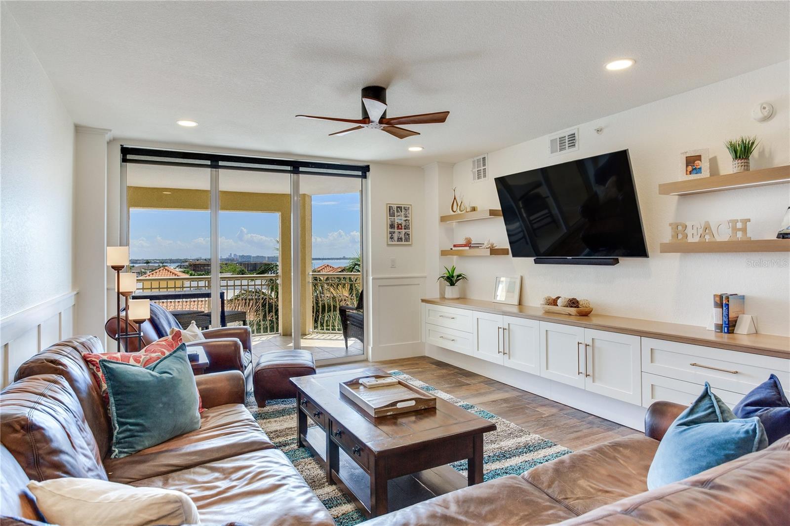 Image 23 of 74 For 5353 Gulf Boulevard A402