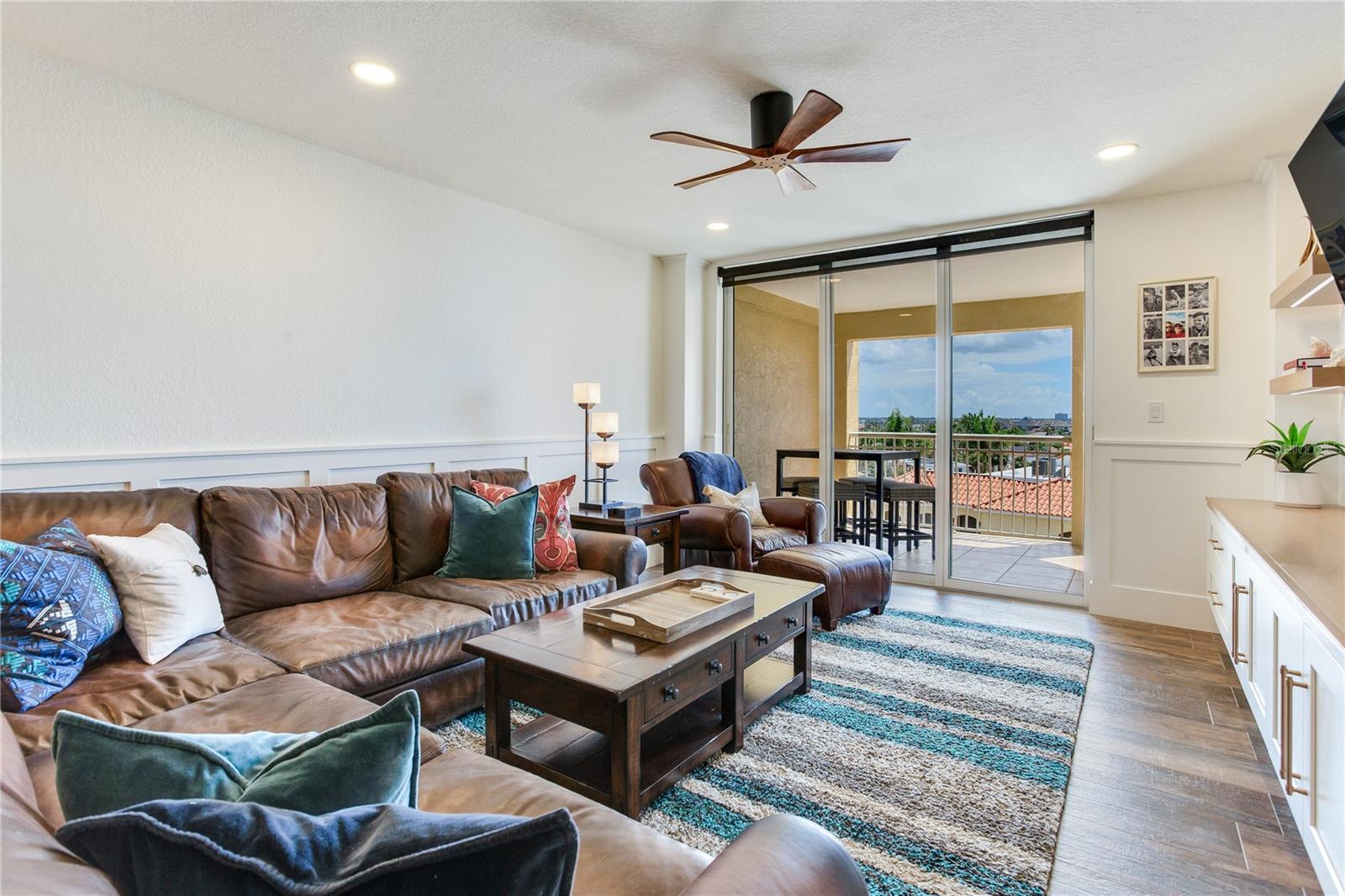Image 24 of 74 For 5353 Gulf Boulevard A402