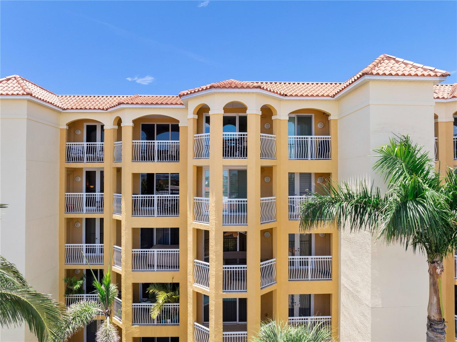 Image 61 of 74 For 5353 Gulf Boulevard A402