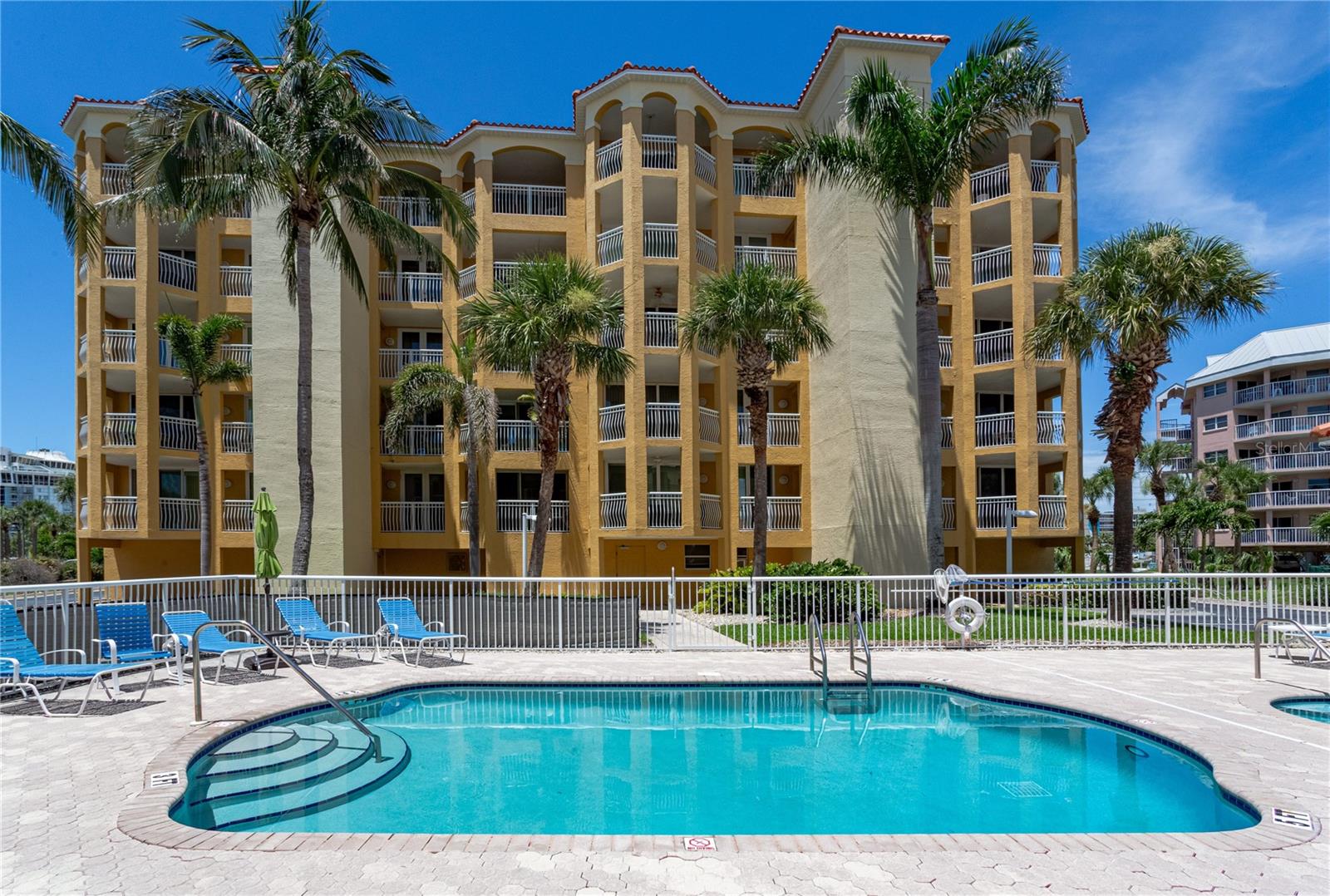 Image 62 of 74 For 5353 Gulf Boulevard A402