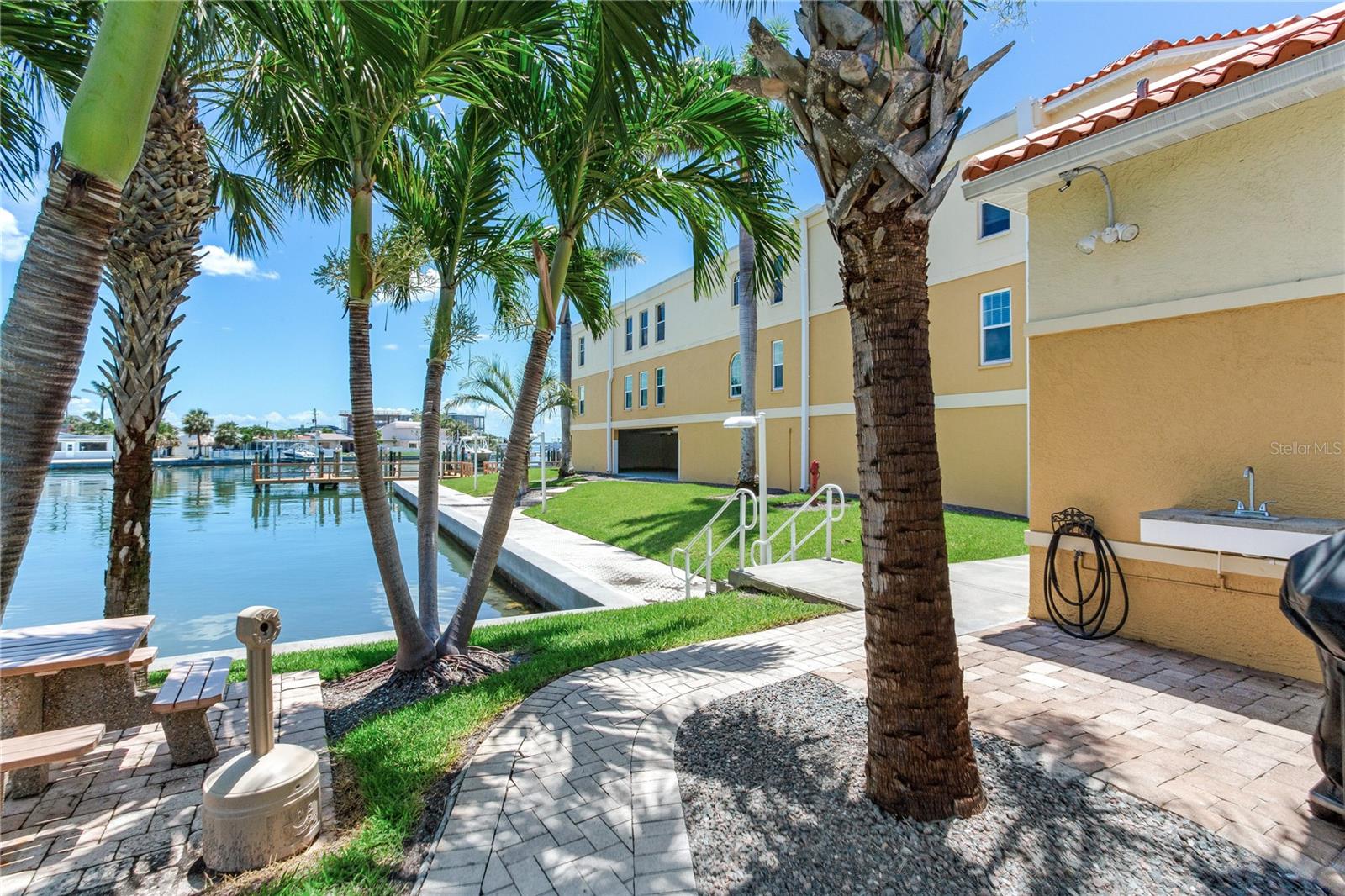 Image 66 of 74 For 5353 Gulf Boulevard A402