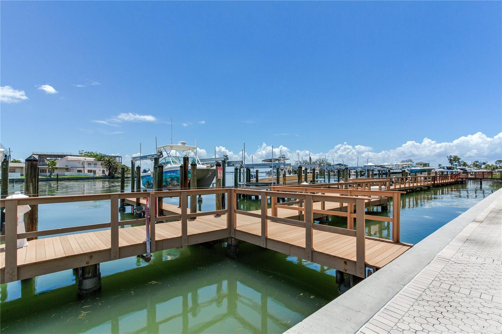 Image 67 of 74 For 5353 Gulf Boulevard A402