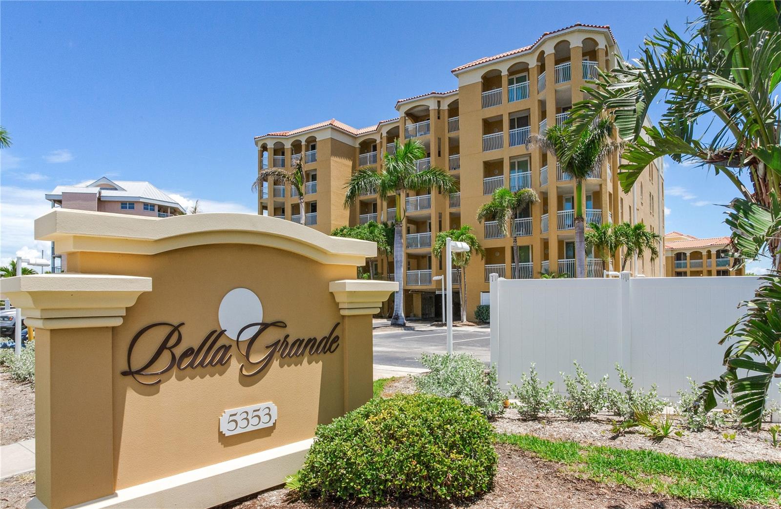 Image 72 of 74 For 5353 Gulf Boulevard A402