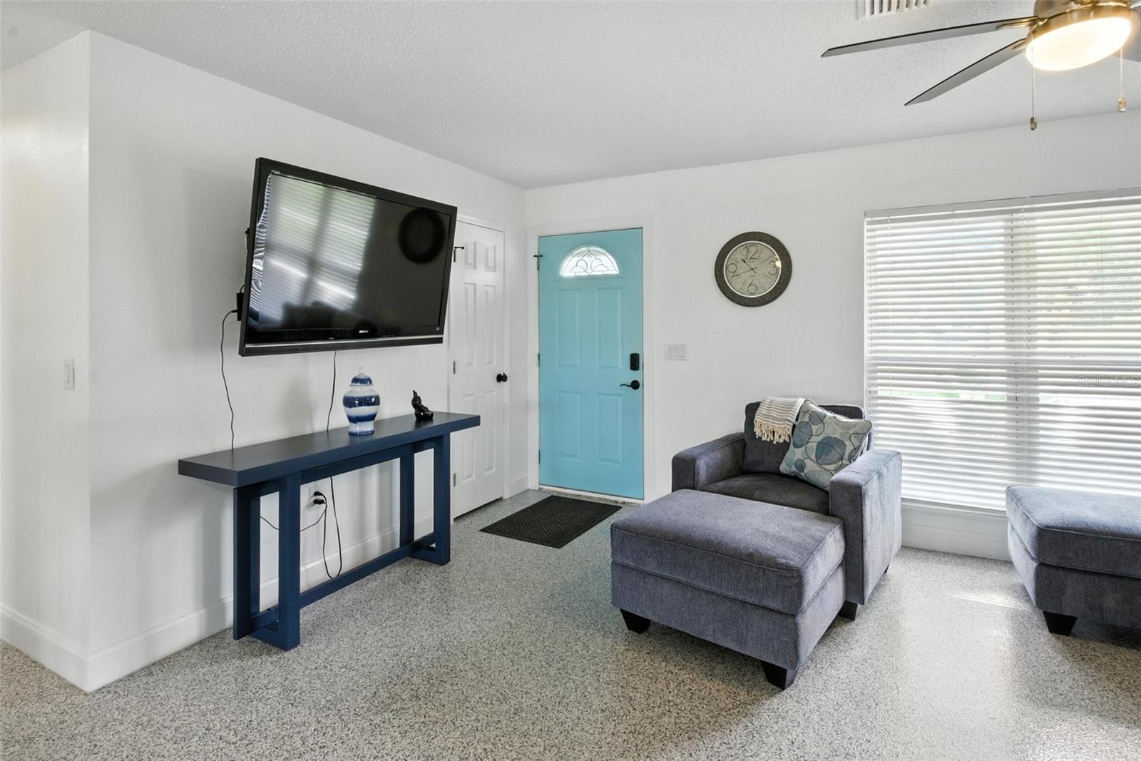 Image 6 of 27 For 2306 41st Street E