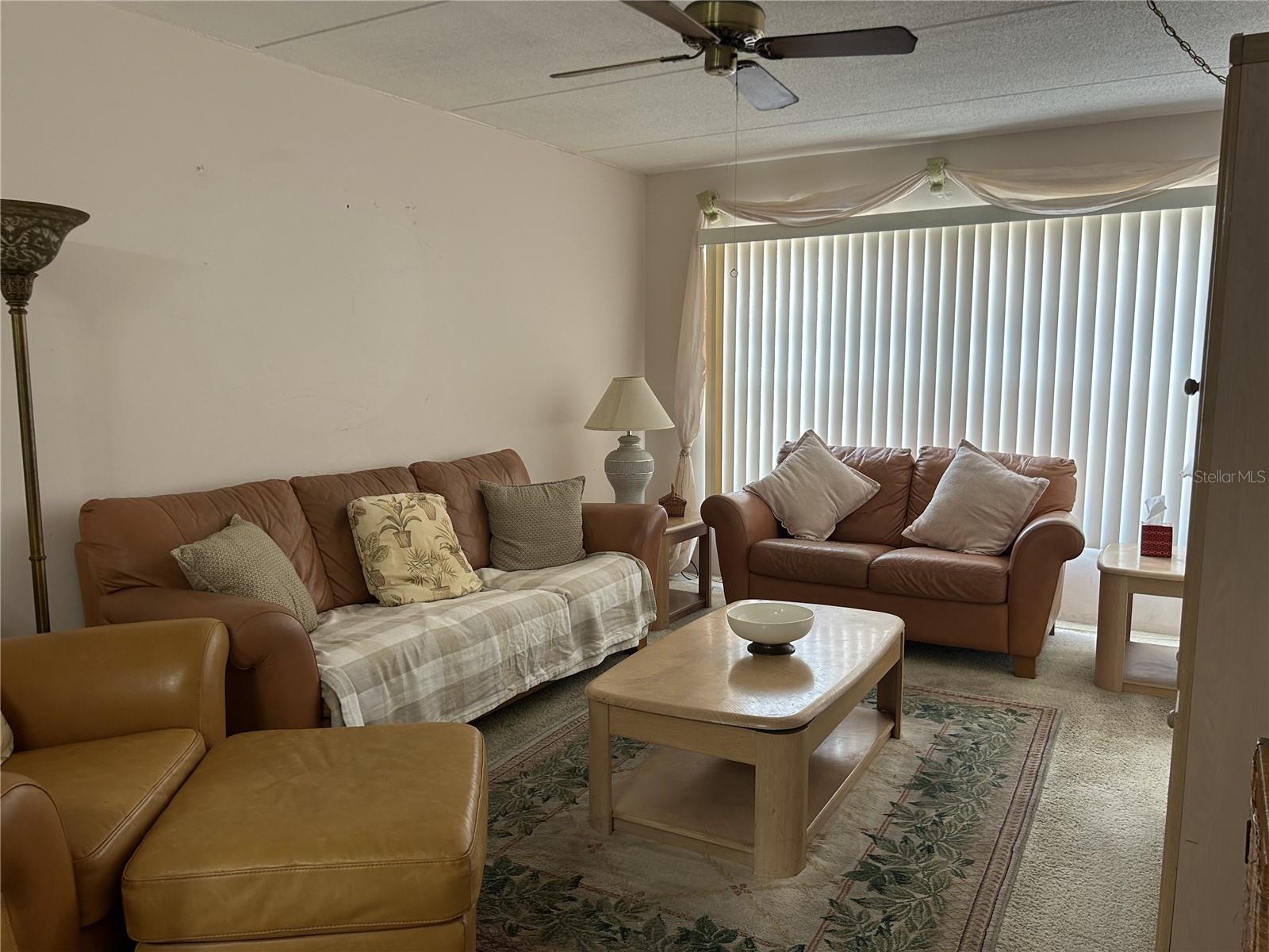 Image 11 of 40 For 12760 Indian Rocks Road 904