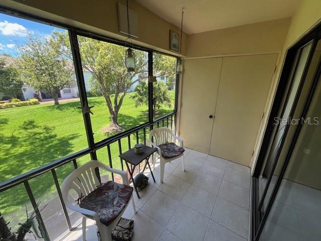 Image 11 of 23 For 110 Lakeside Court 110