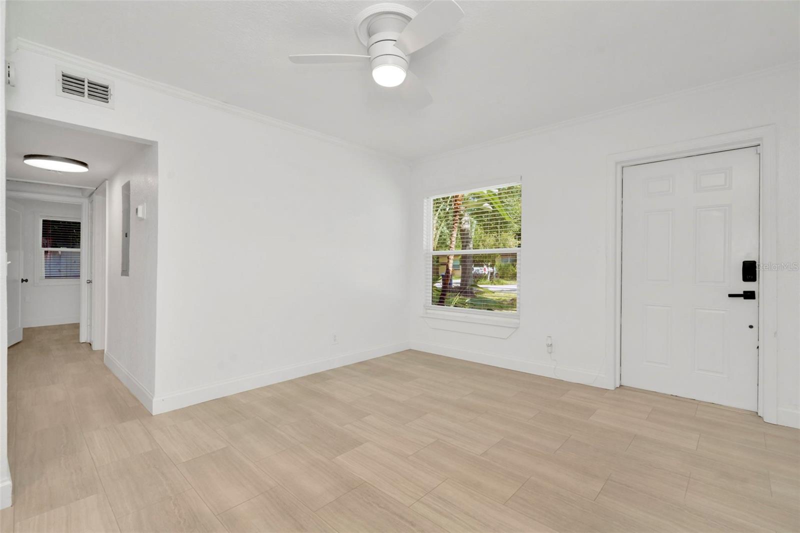 Image 7 of 34 For 3520 Price Avenue