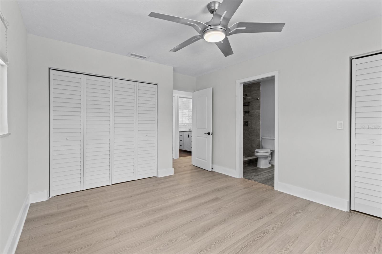 Image 19 of 39 For 2 79th Street S