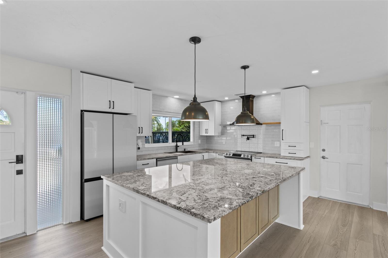 Image 6 of 39 For 2 79th Street S