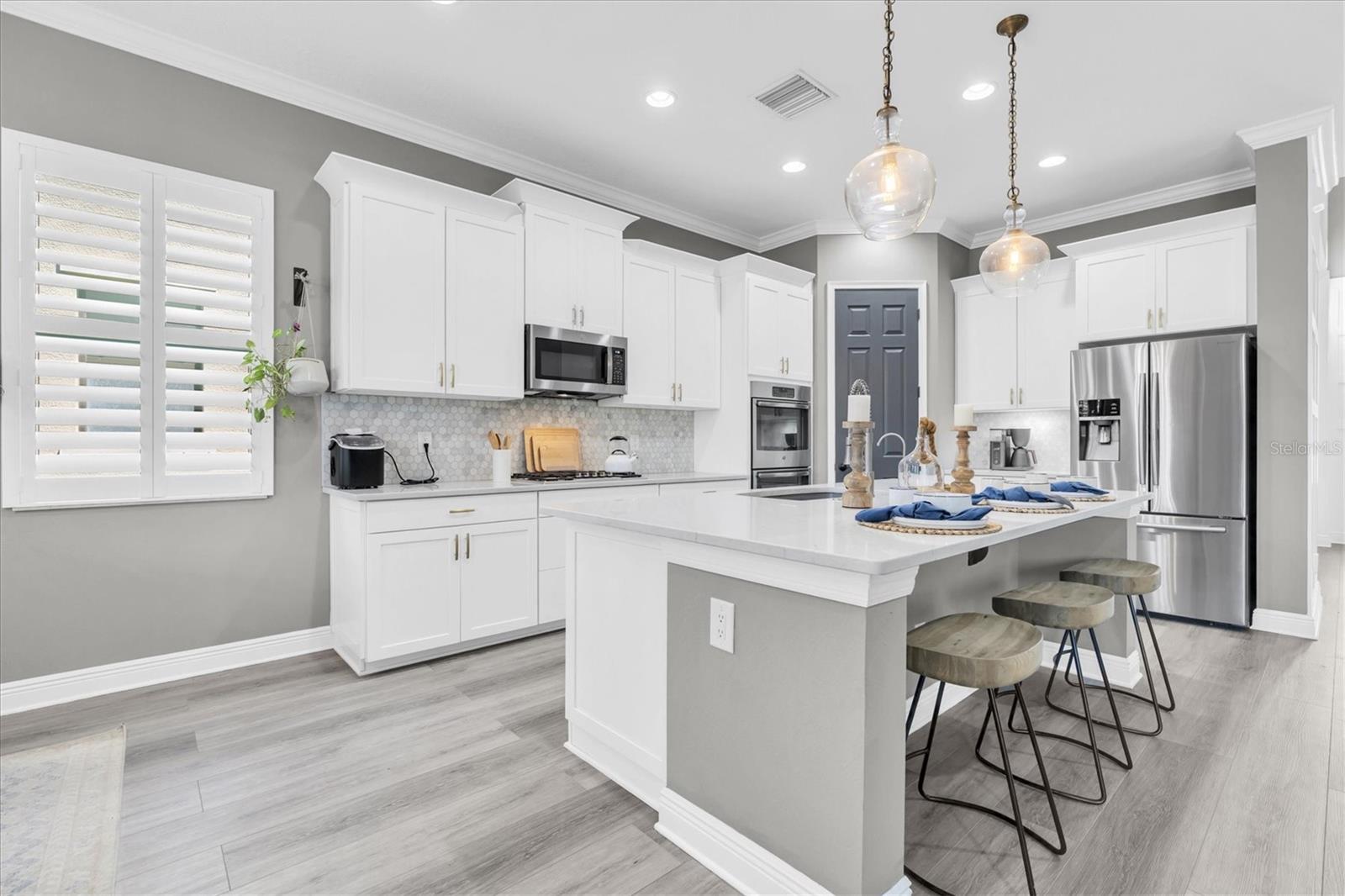 Listing photo id 8 for 3477 Barbour Trail