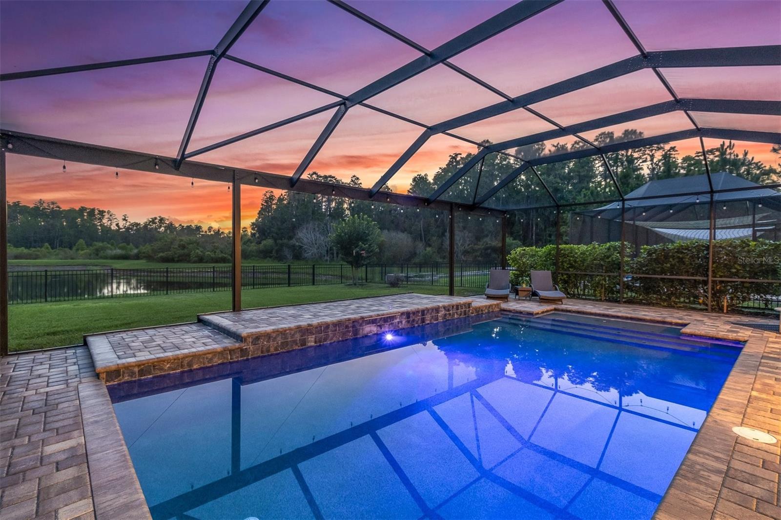 Listing photo id 1 for 3477 Barbour Trail