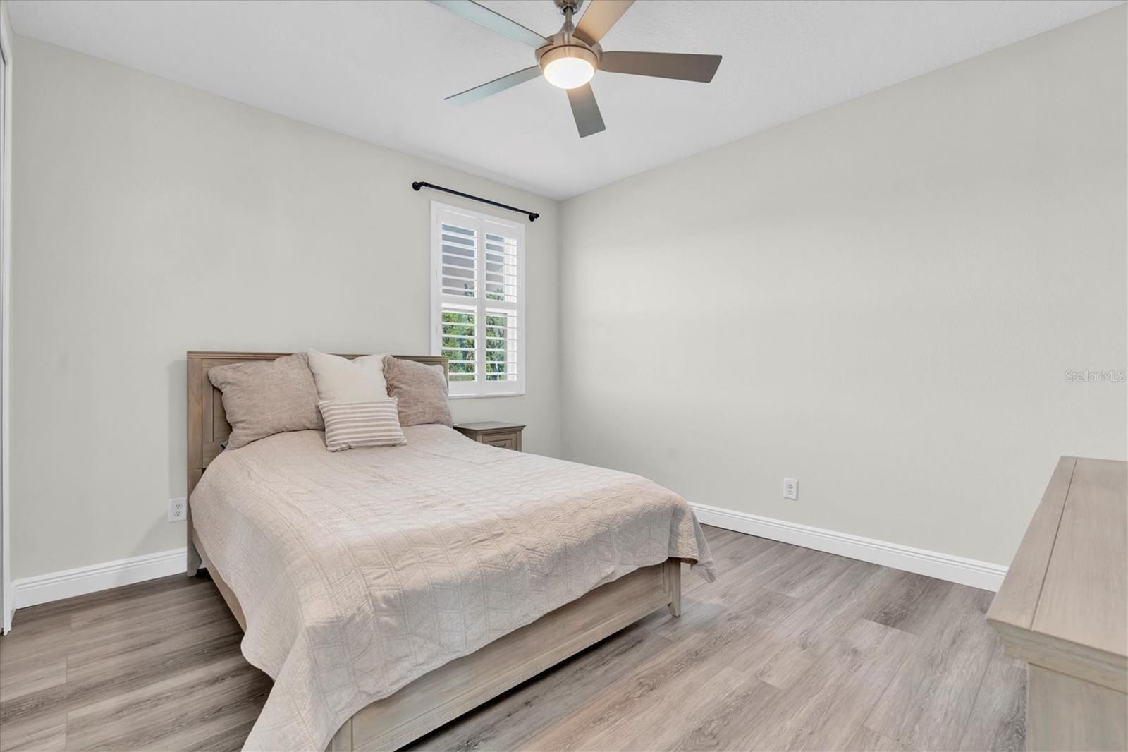 Listing photo id 35 for 3477 Barbour Trail
