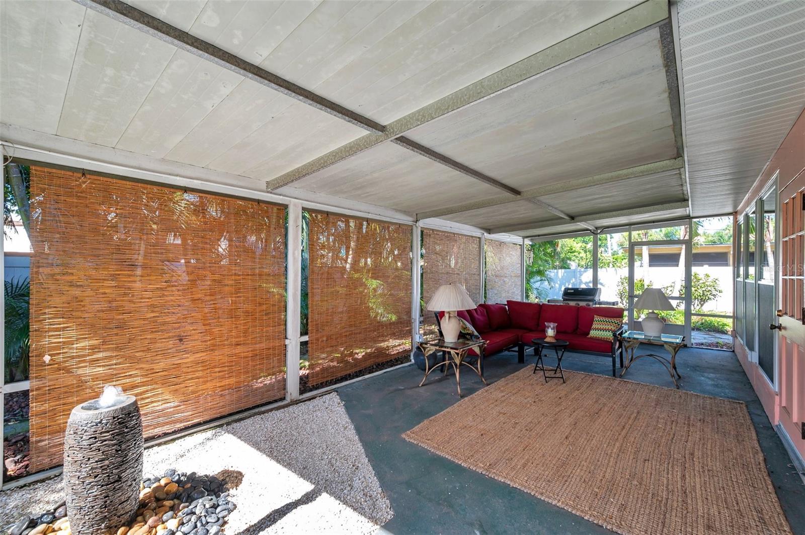 Image 34 of 51 For 3898 49th Avenue S