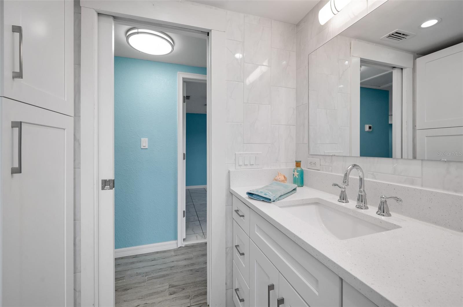 Listing photo id 26 for 13232 Carol Drive