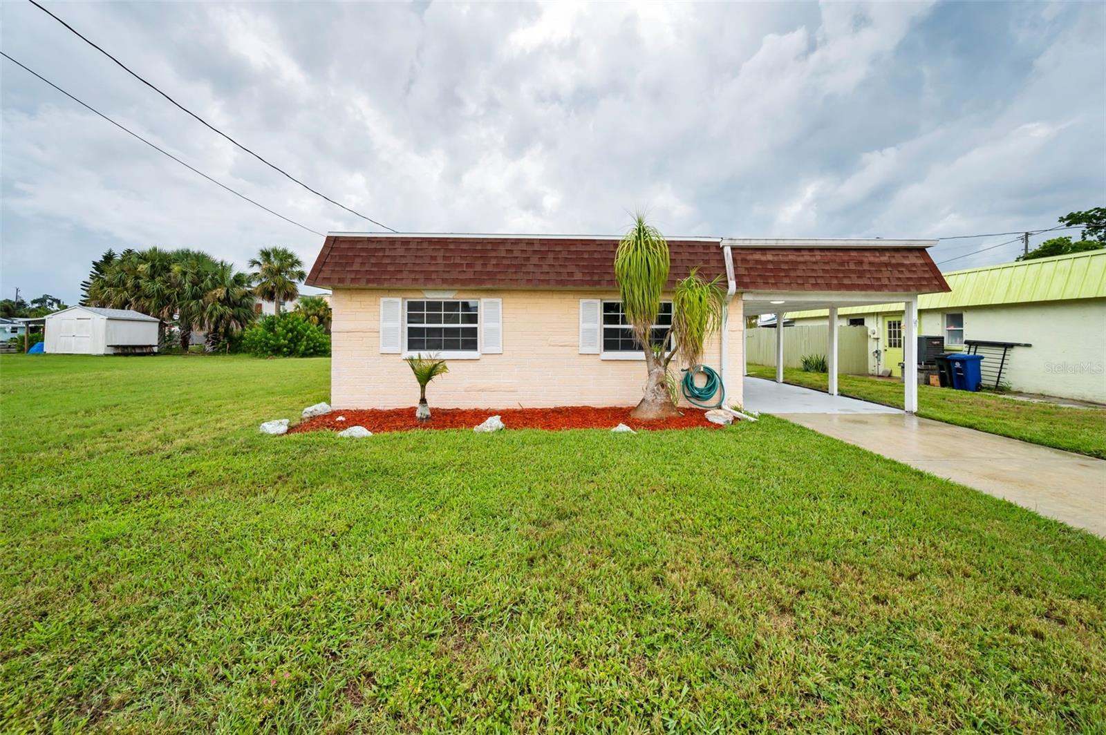 Listing photo id 40 for 13232 Carol Drive