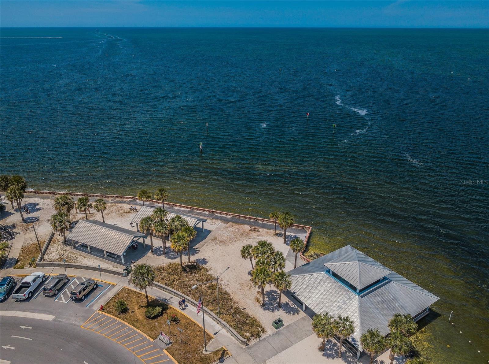 Listing photo id 48 for 13232 Carol Drive