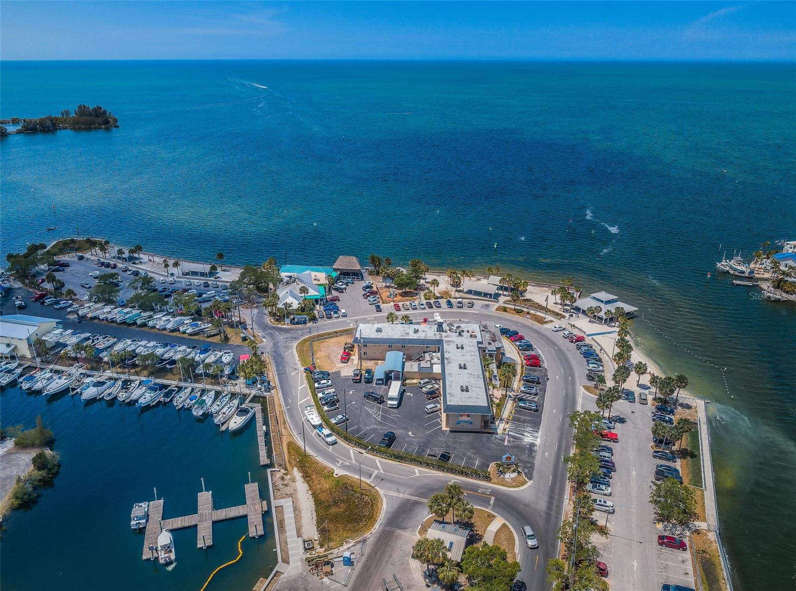 Listing photo id 51 for 13232 Carol Drive