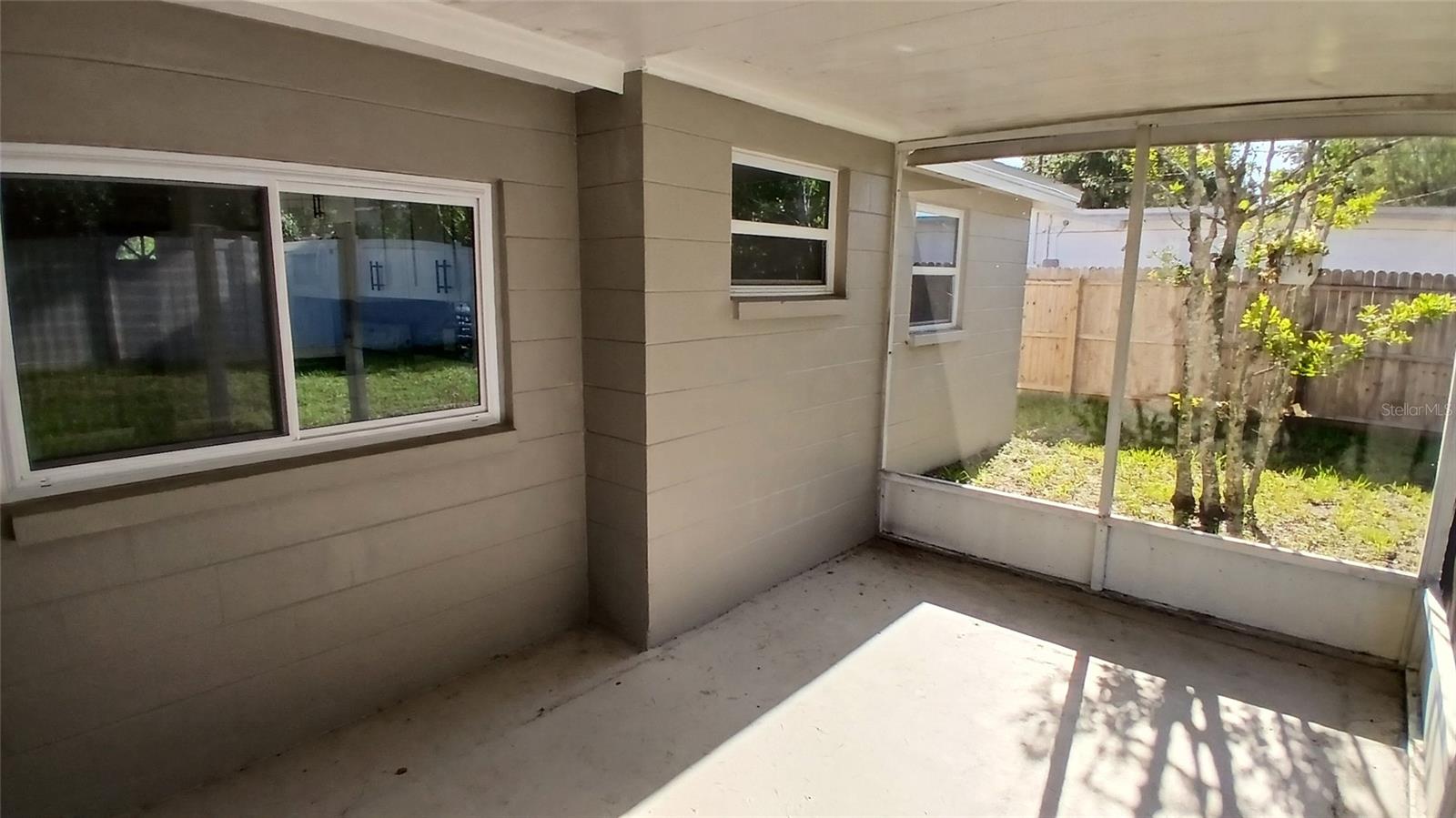 Image 11 of 13 For 3150 Beacon Square Drive
