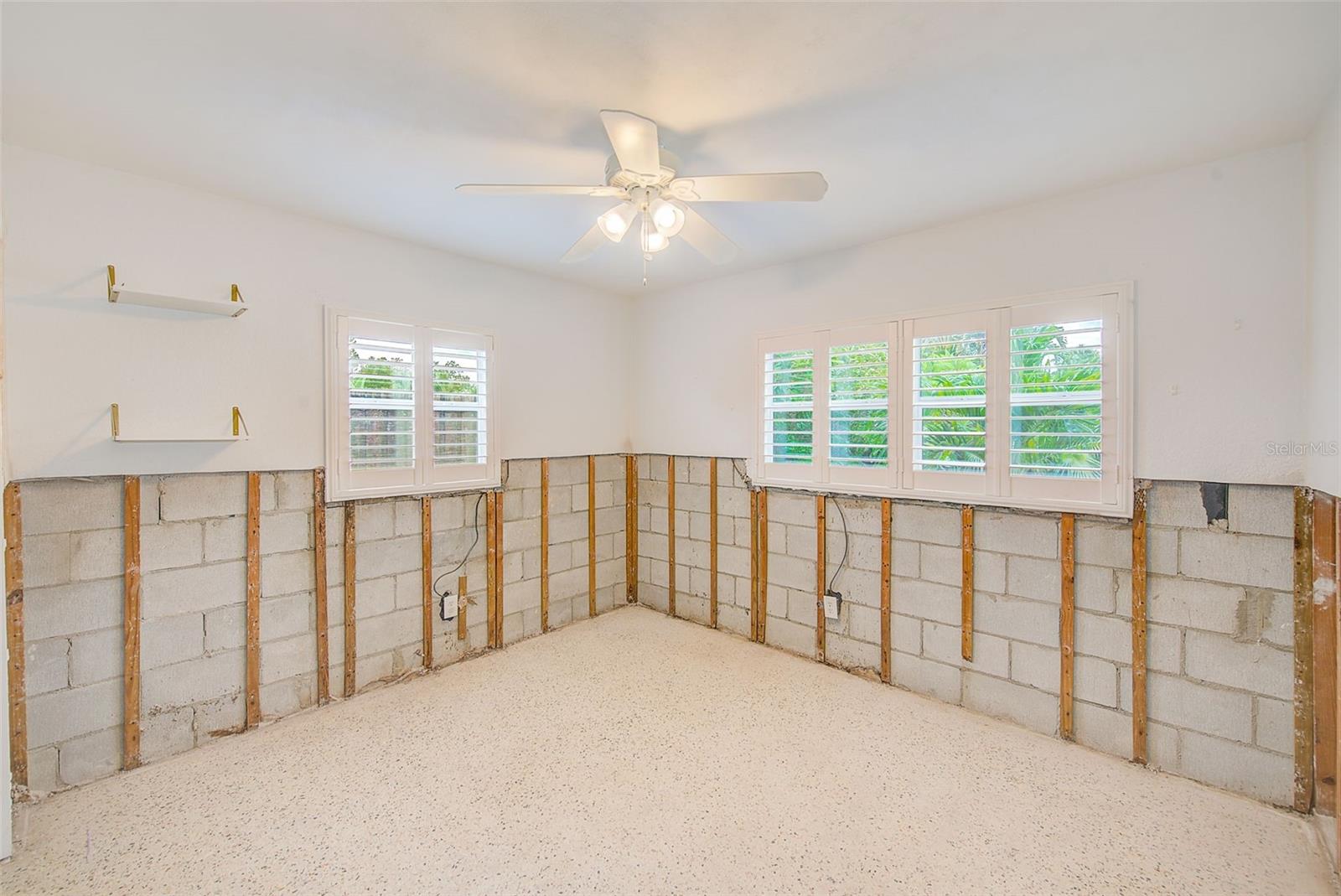 Image 10 of 22 For 3928 Eden Roc Circle