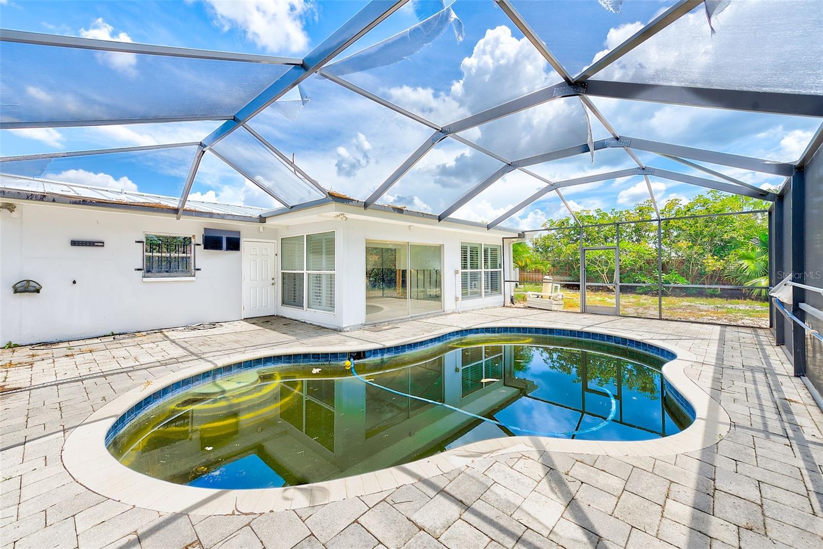 Image 12 of 22 For 3928 Eden Roc Circle