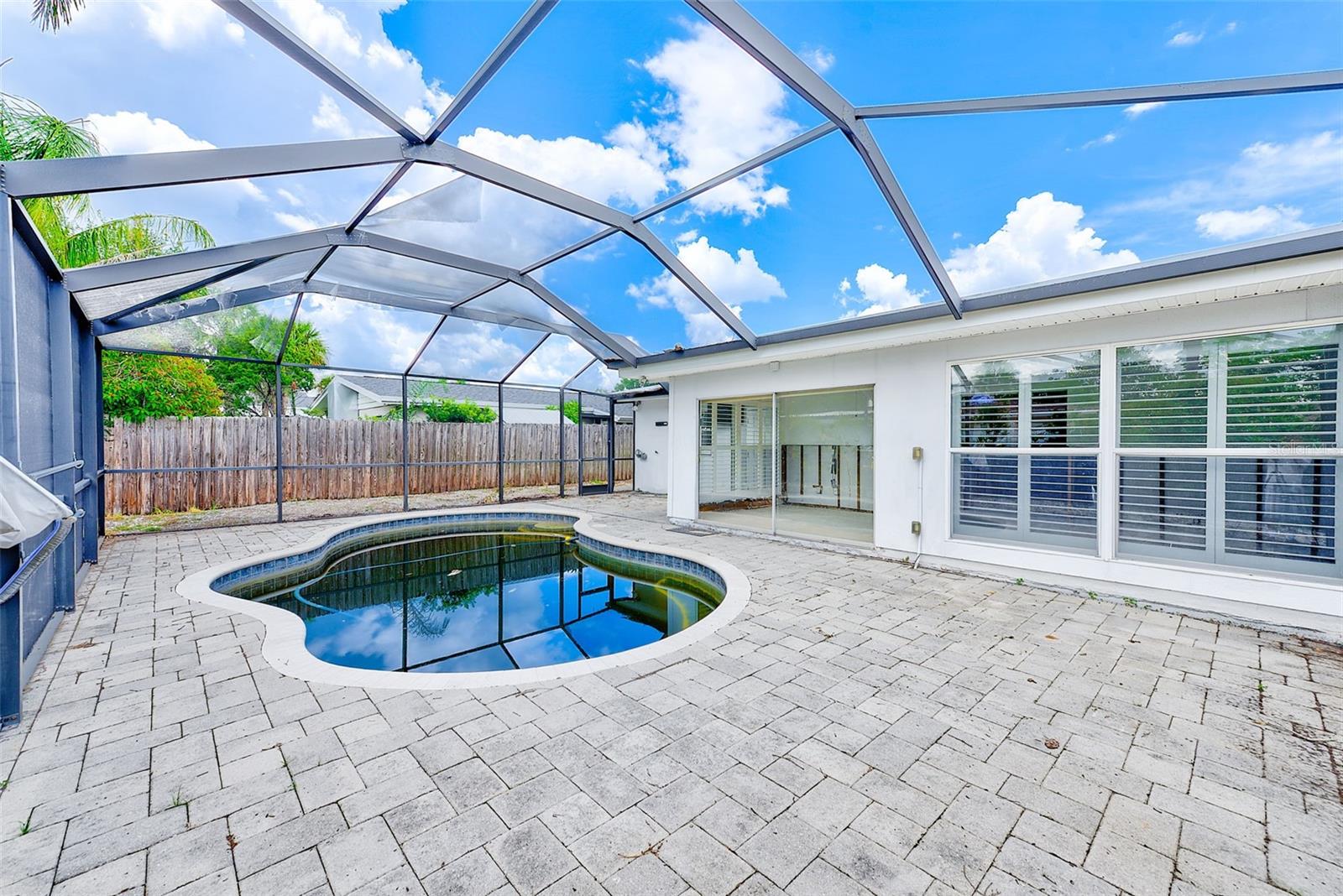 Image 13 of 22 For 3928 Eden Roc Circle