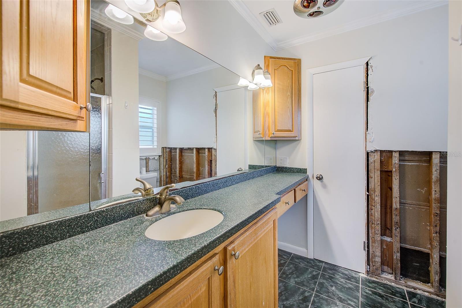 Image 9 of 22 For 3928 Eden Roc Circle
