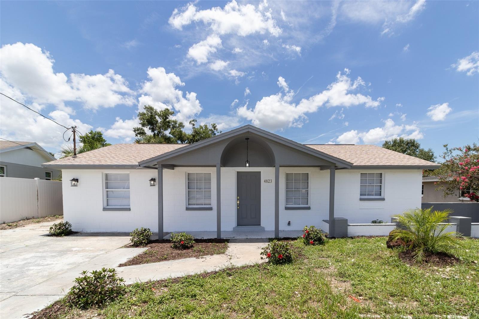Image 2 of 26 For 4823 Ashland Drive