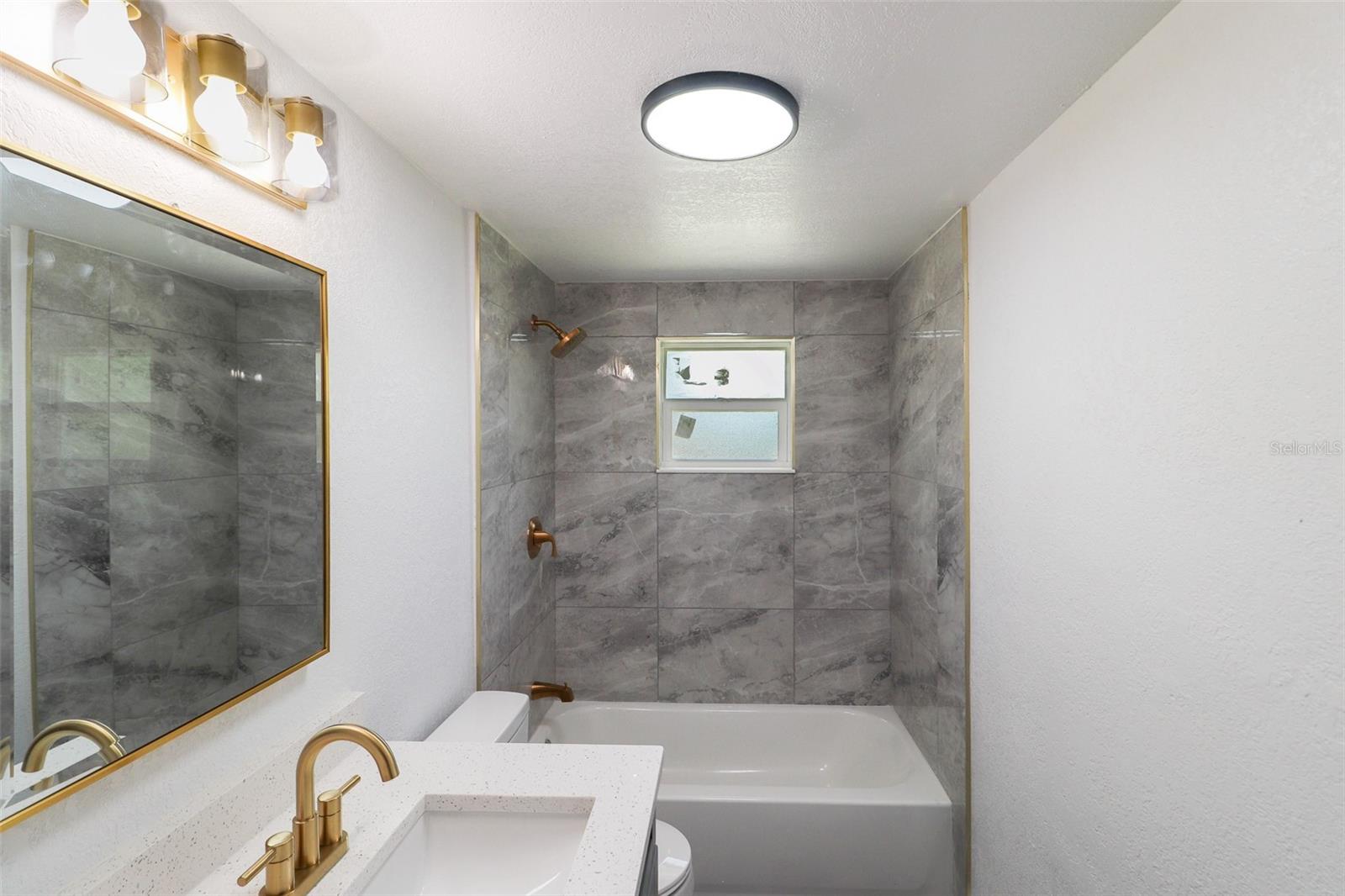 Image 21 of 26 For 4823 Ashland Drive
