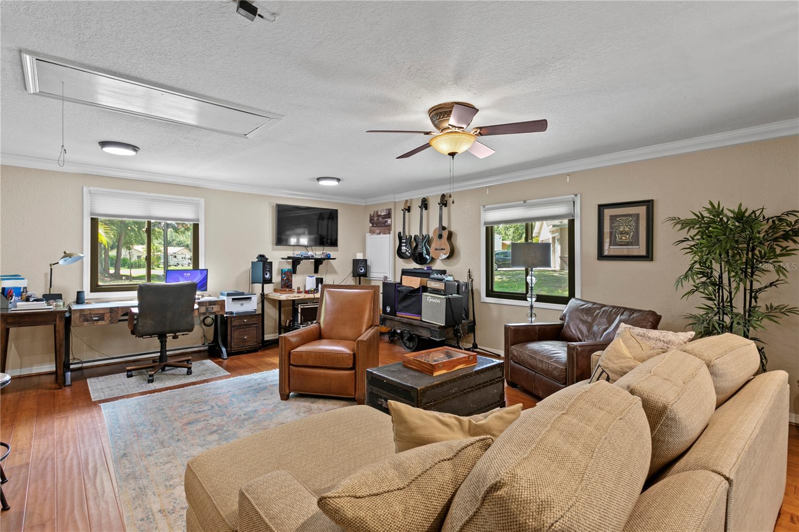 Image 50 of 98 For 12534 Bronco Drive