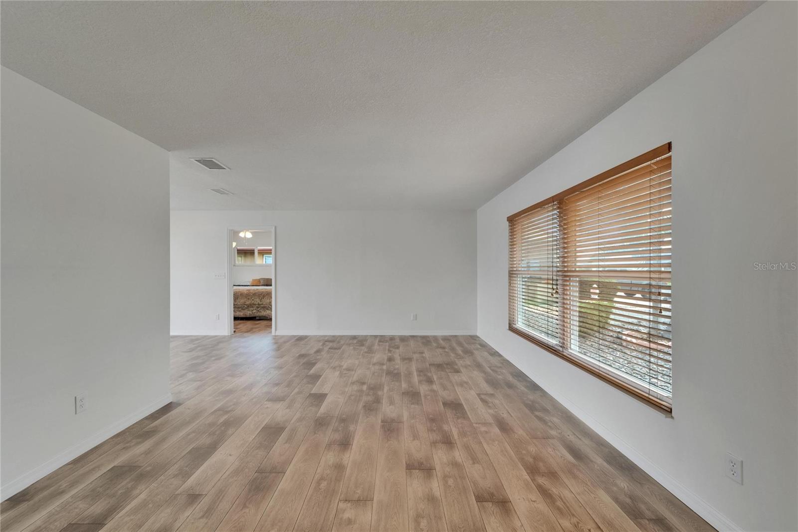 Image 16 of 79 For 6334 Cocoa Lane