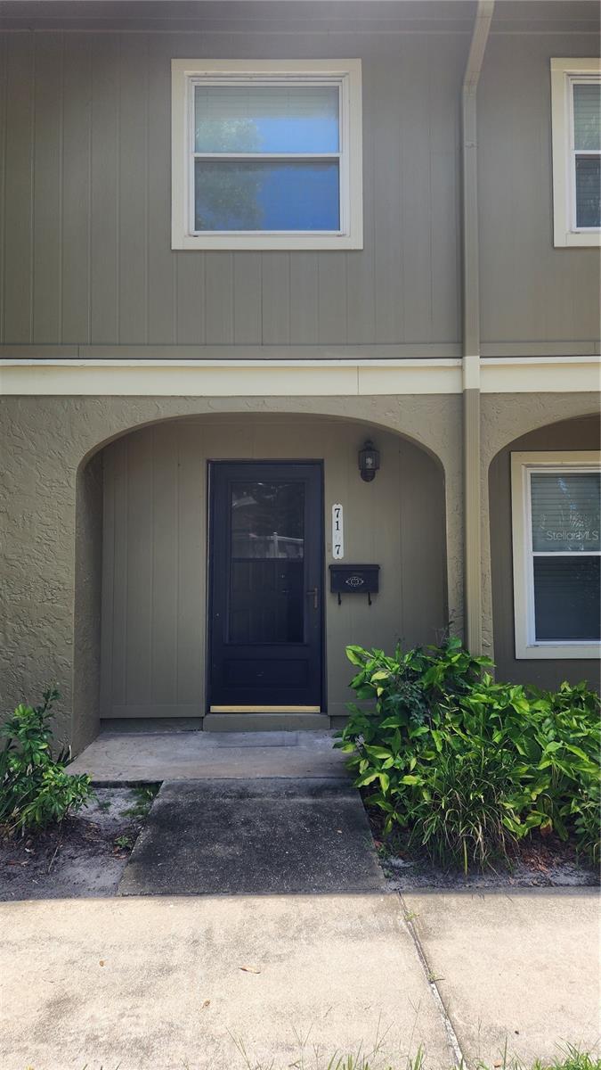 Details for 7107 Hernando Court, TAMPA, FL 33615